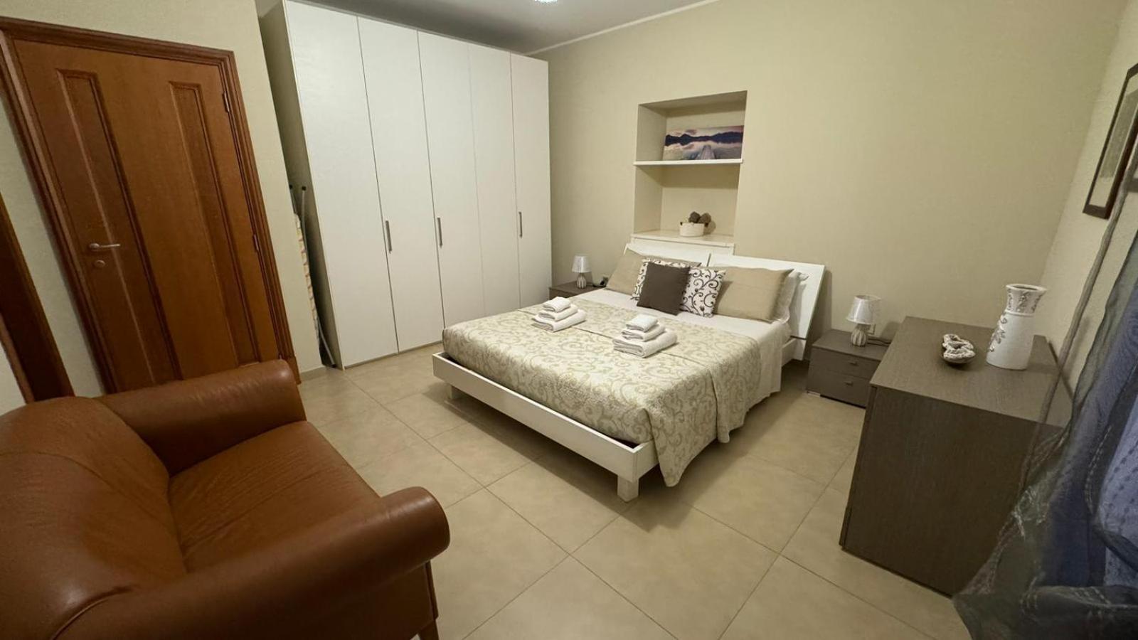 Appartamento Fontanella Deluxe Brindisi Bagian luar foto